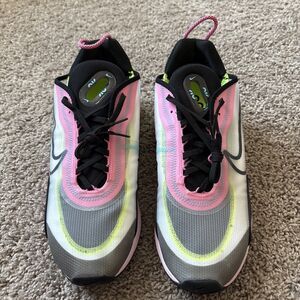 Nike Air Max 2090 White Pink Black Running CW4286-100 Women Sz 13.5/Men’s Sz 12